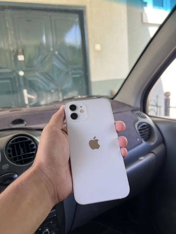 Iphone 12 sotiladi srochni 1
