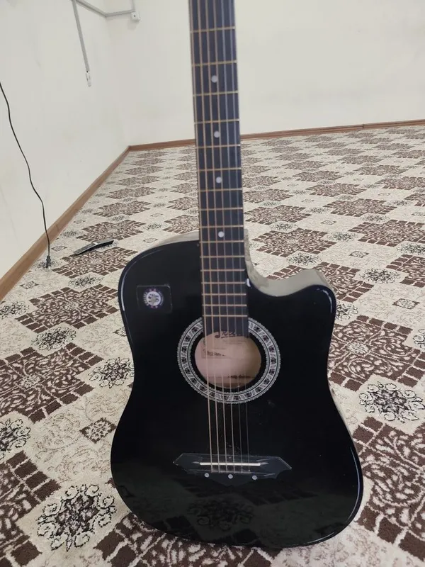Ajoyib Gitara olinglar — фото 1