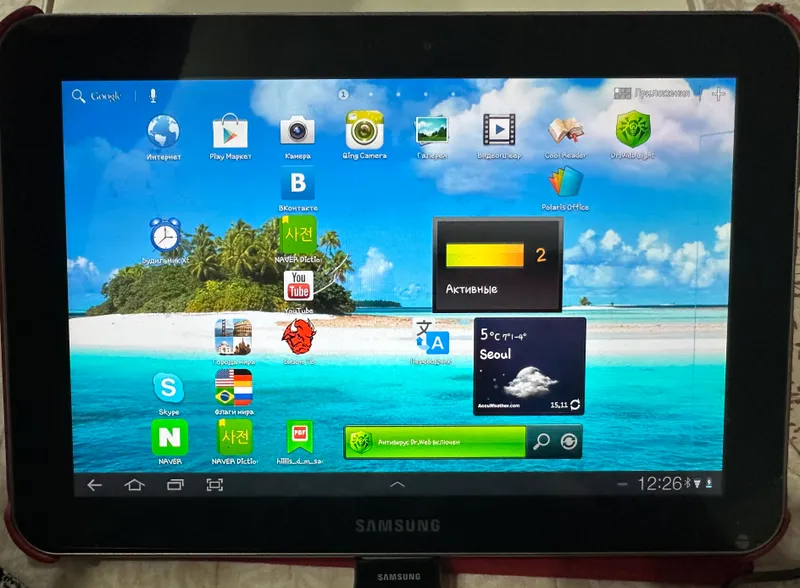 Продаю планшет Samsung Galaxy Tab 8.9 2 Продаю планшет Samsung Galaxy Tab 8.9 2