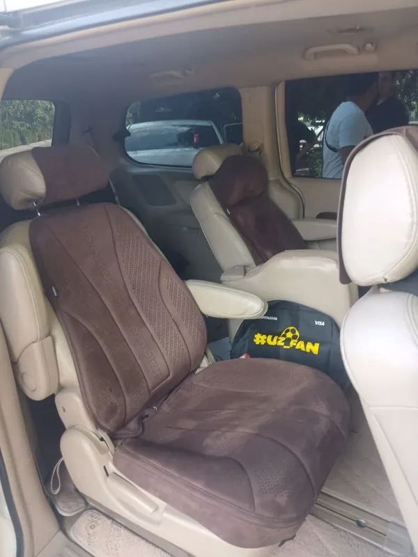 Rent car 8 kishil Carnival 5 Rent car 8 kishil Carnival 5