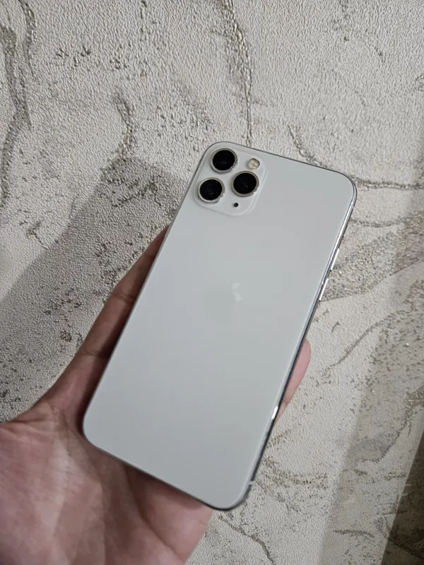 Iphone 11 Pro Whete 1