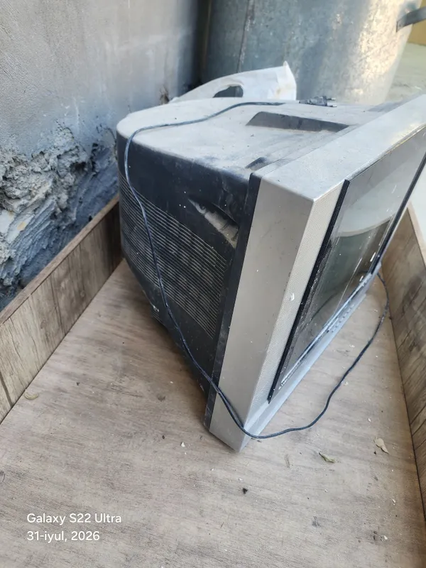 Eski televizor ishlaydi brendi imron 4 Eski televizor ishlaydi brendi imron 4