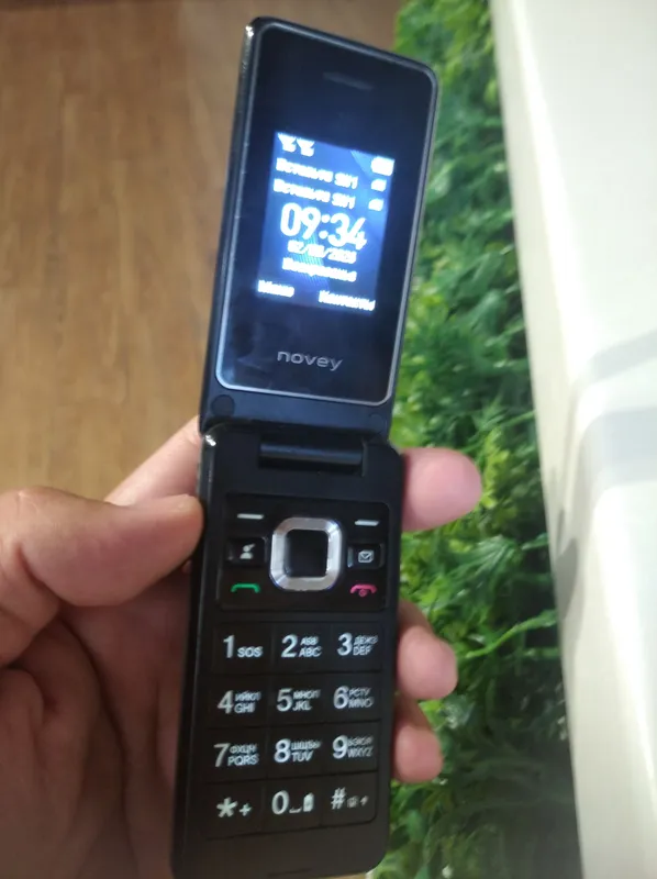 Noviy telifon sotiladi 200000 so'm sostayanyasi 1 Noviy telifon sotiladi 200000 so'm sostayanyasi 1