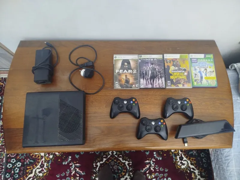 Xbox 360 E
