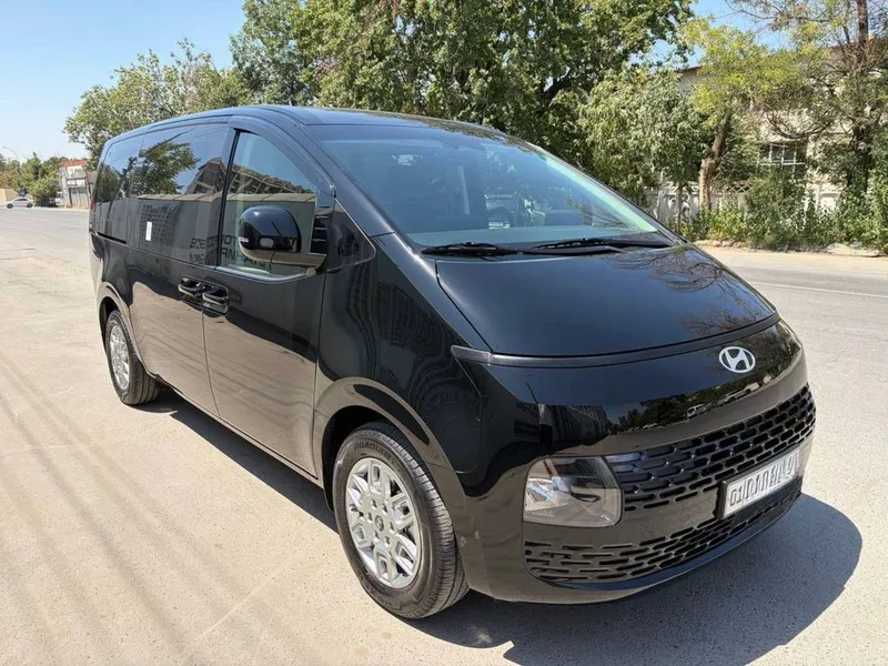 Hyundai Staria Tourer 2025г 11 местная 1.6 Hybrid 3 Hyundai Staria Tourer 2025г 11 местная 1.6 Hybrid 3
