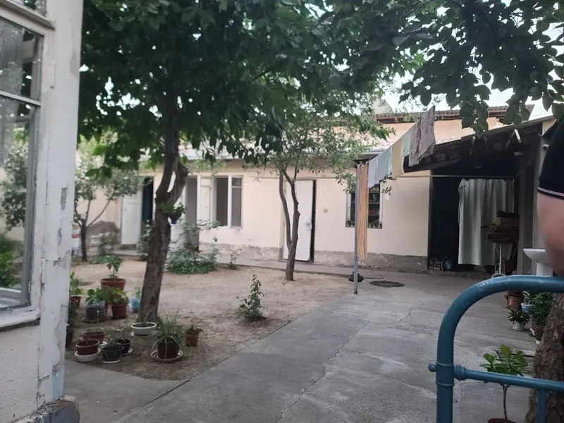 Uchastka sotiladi general uzoqov yoli kocha nukus kinoteatr 2 Uchastka sotiladi general uzoqov yoli kocha nukus kinoteatr 2