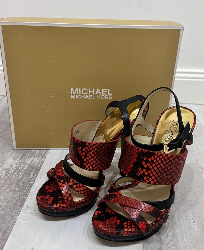 Оригинальные Michael Kors каблуки 35.5 1