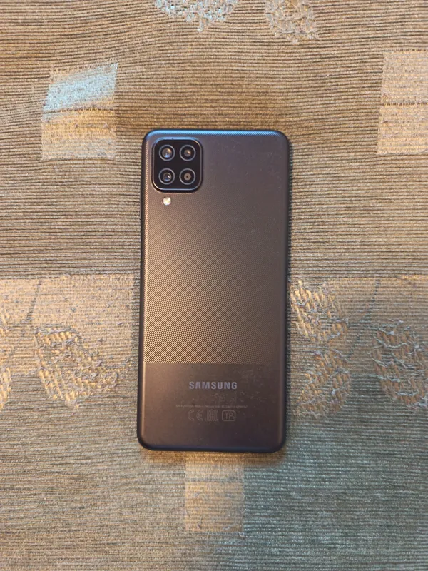 Samsung Galaxy A12 1