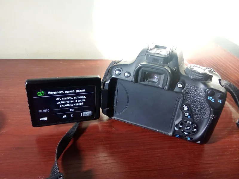 Canon EOS 700D photoparat — фото 1