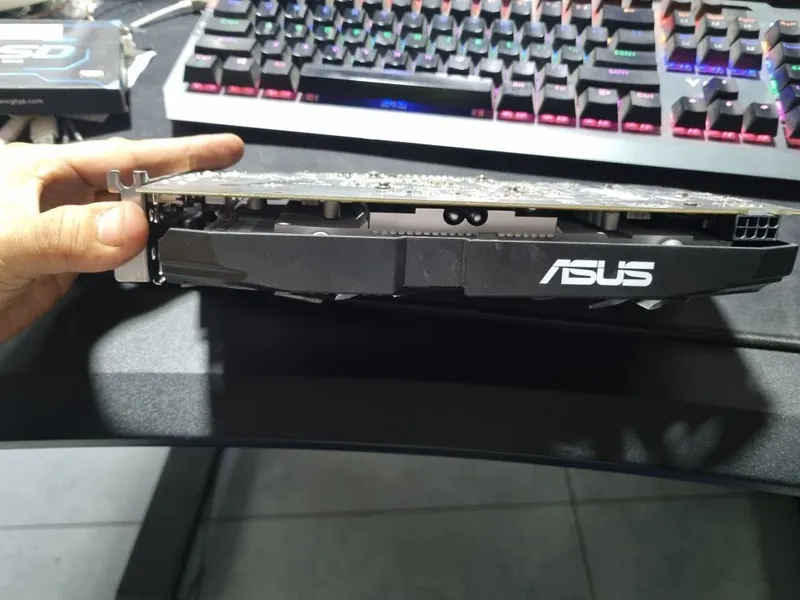 ASUS RX 590 GME 8GB sotiladi — фото 1