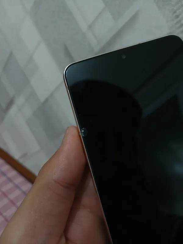Samsung S21 5G продаётся 4