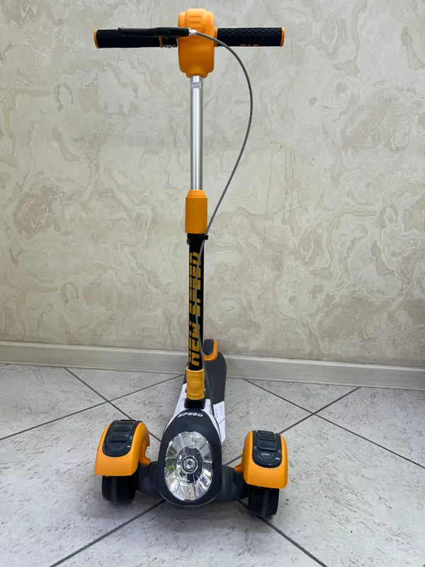 Детский самокат Model 101 2 Детский самокат Model 101 2