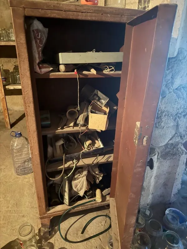 Продам сейф (Сейф сотилади) 2 Продам сейф (Сейф сотилади) 2