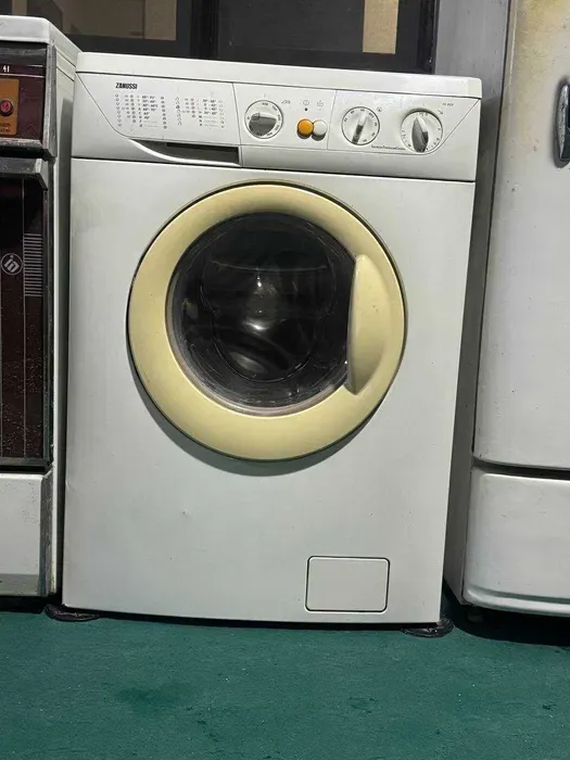 Стиральная машина "Zanussi" 1 Стиральная машина "Zanussi" 1