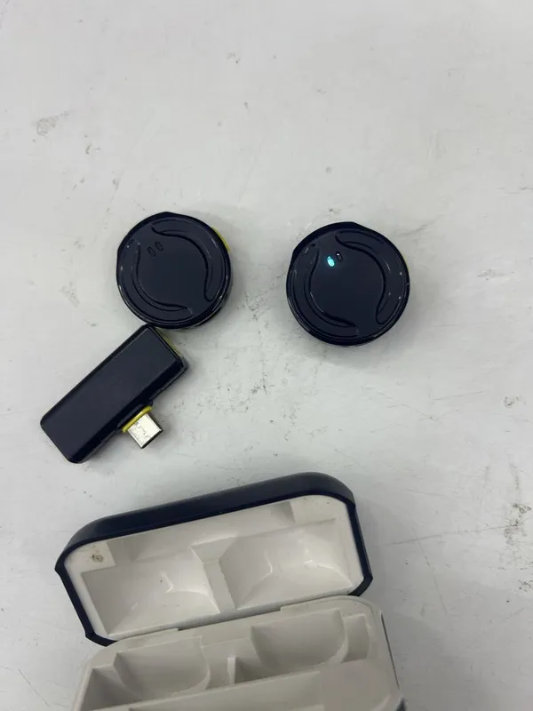 Mikrafon sotiladi madele wireless microphone arginal — фото 1