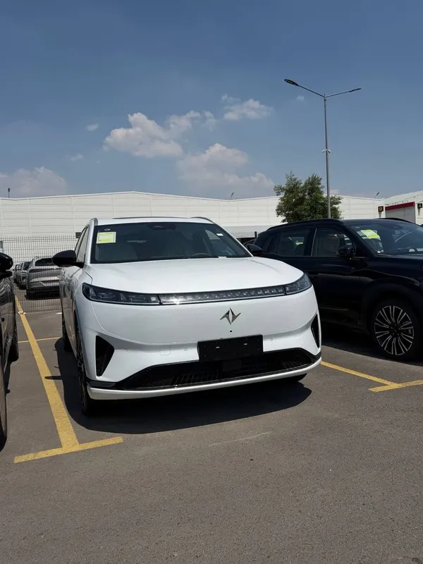 Dongfeng ep008 restyling 2026/2026 1 Dongfeng ep008 restyling 2026/2026 1