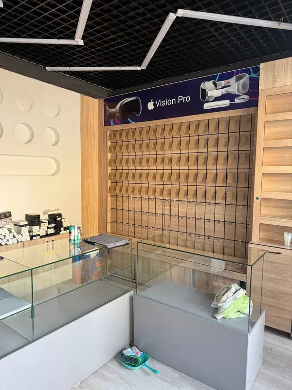 Telefon doʻkon mebel jihozlari 2