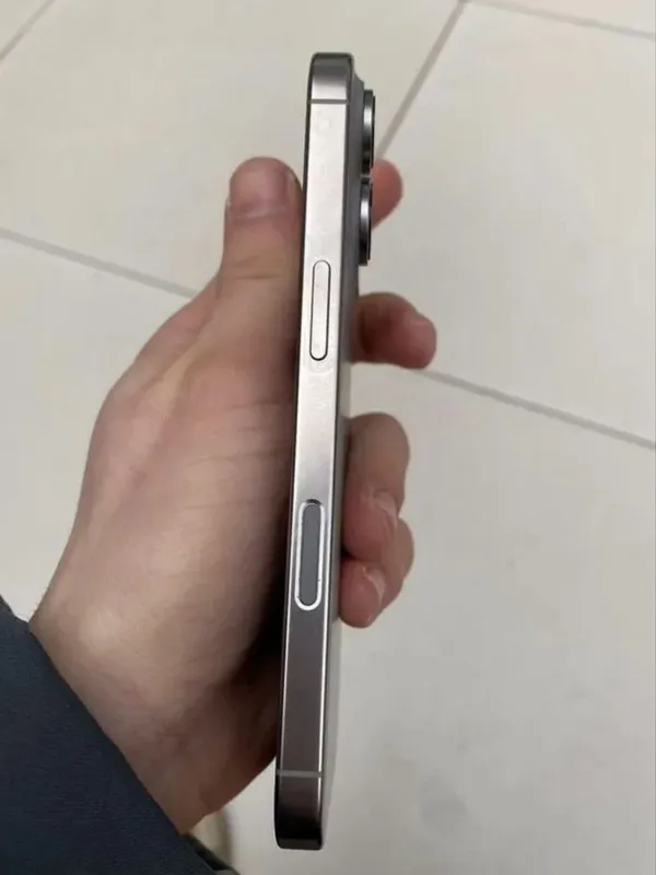 Iphone 16 pro, 256 Gb, LL/A — фото 1