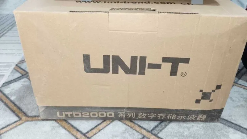 Двухканальный цифровой запоминающийся осциллограф UNI-T UTD2102CEX-EDU — фото 2