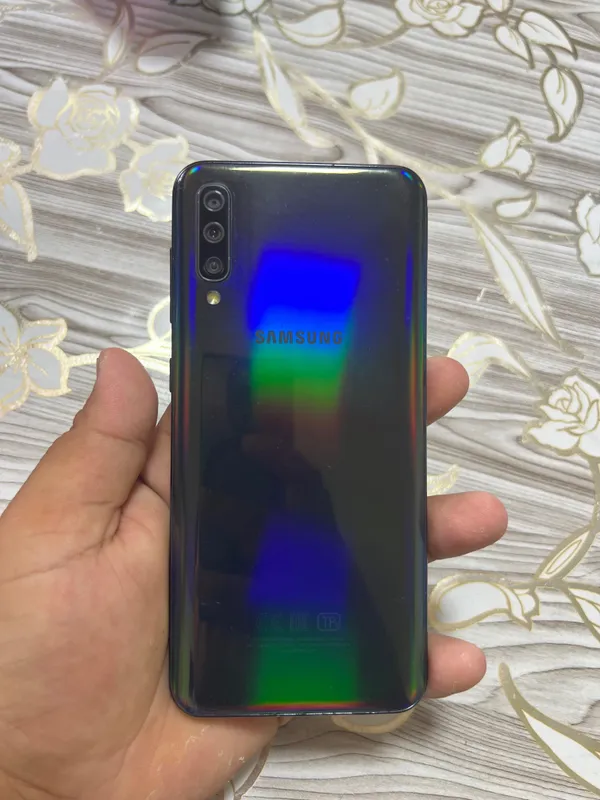 Samsung Galaxy A50 1 Samsung Galaxy A50 1