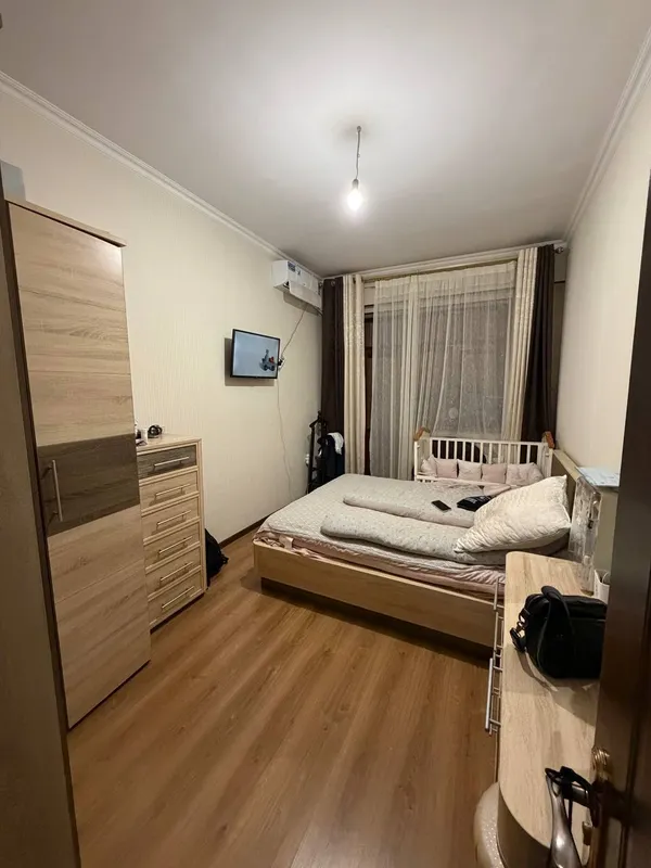 Продаётся 3-комнатная квартира в кирпичной новостройке 3