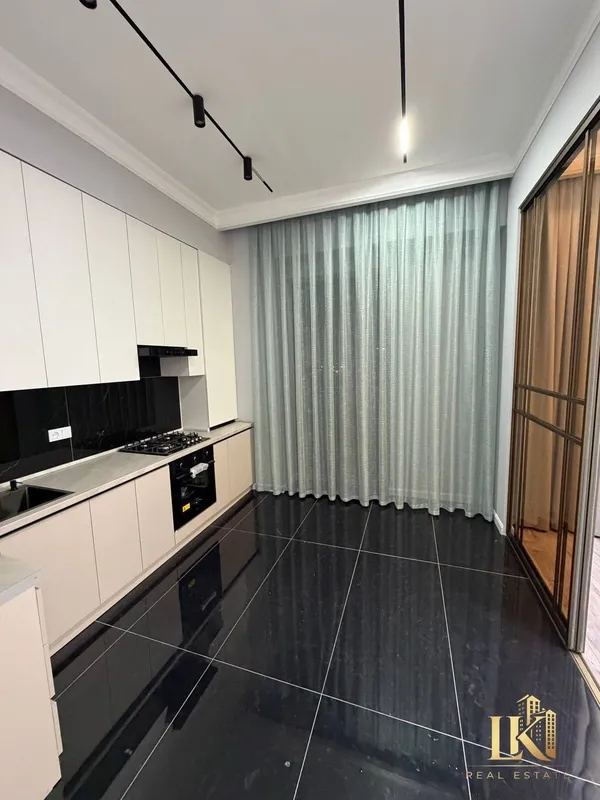 Parkent Avenue ЖКda (Yashnobod tumani) 70 m² 3 xonali kvartira 10