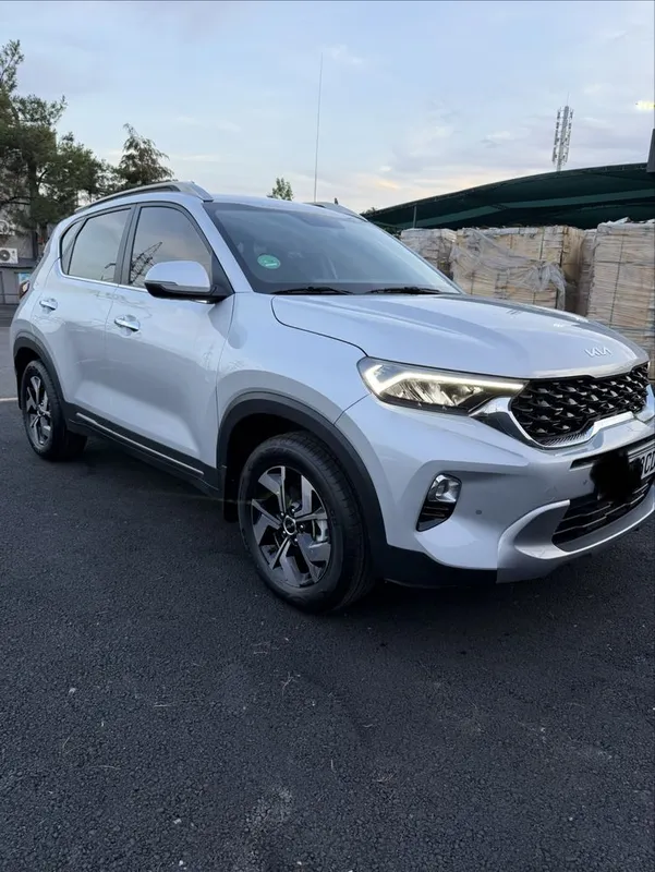Срочно продается KIA SONET 3 поз фулл