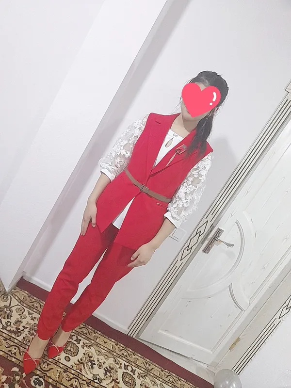 kastyum shim koftasi bilan