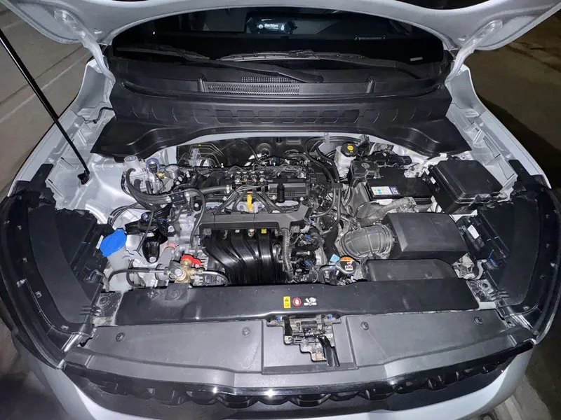 Kia SONET 2025/2025 3 poz FULL 27 500km probeg METAN — фото 2