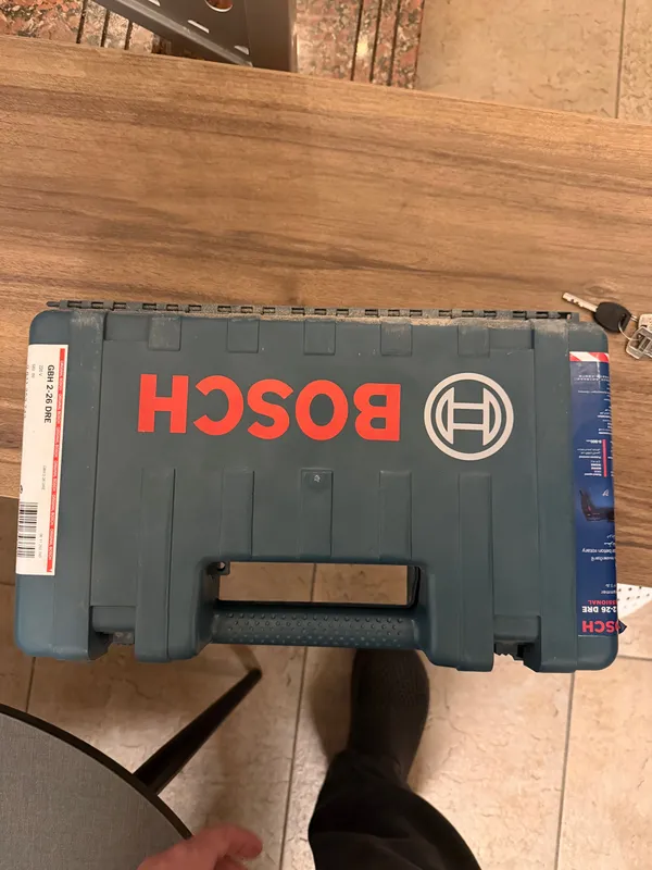 Перфоратор Bosh gbh 2-26 DRE 2 Перфоратор Bosh gbh 2-26 DRE 2