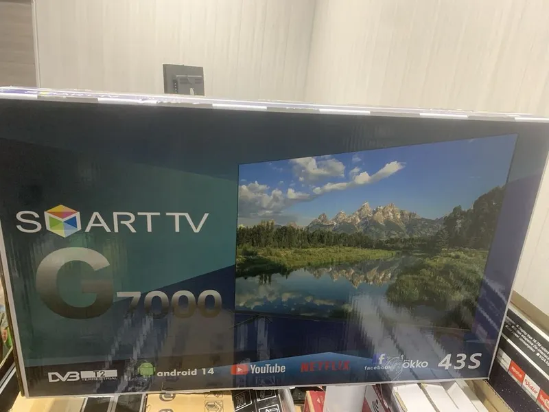 Samsung 43 Smart TV + доставка есть 3 Samsung 43 Smart TV + доставка есть 3
