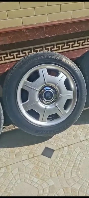 Rolls Royse fantom diska balon sotiladi