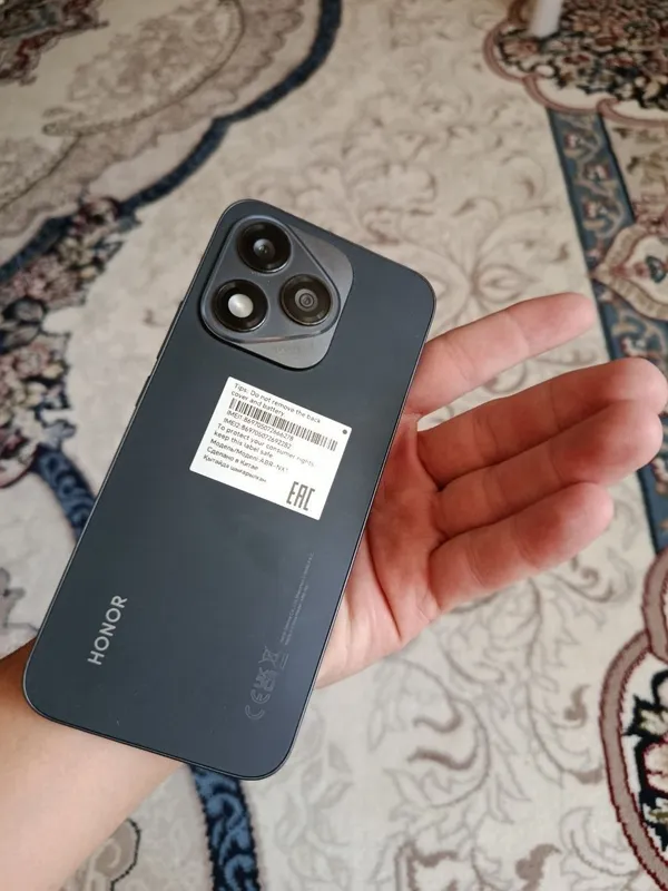 obmen Honor 400 lite 256\8 gb 5 G — фото 3