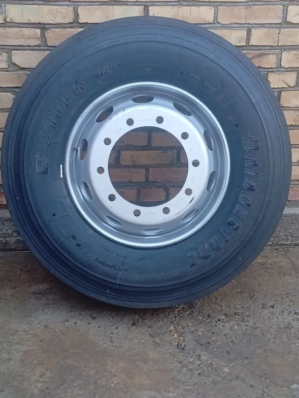BRIDGESTONE новый колесо звоните 1 BRIDGESTONE новый колесо звоните 1