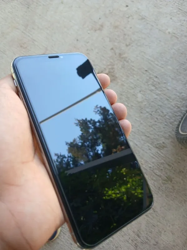 iPhone X sotiladi 4 iPhone X sotiladi 4