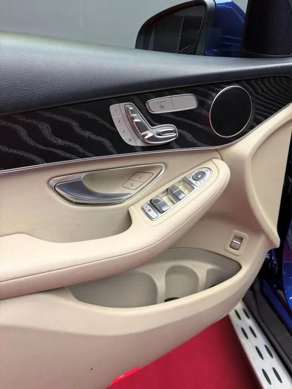 Продается Mercedes-Benz GLC 300 4 matic 40000 — фото 3