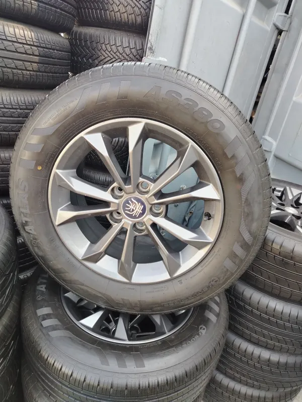 R16 BYD disk balon holati yahshi kamchiligi yok 1 R16 BYD disk balon holati yahshi kamchiligi yok 1