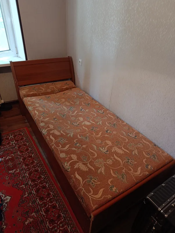 Saqlash joyi bor 1 kishilik krovat 2