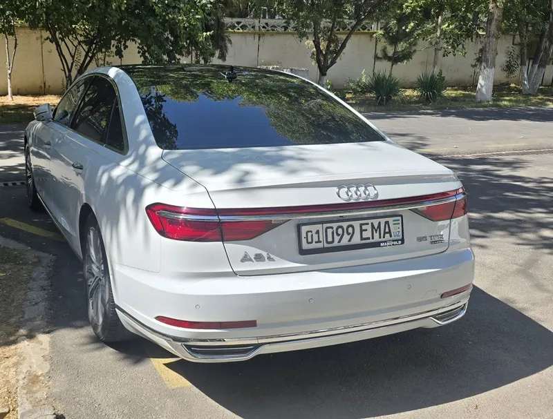 Audi a 8 long full prezidentskiy 2018 god — фото 2