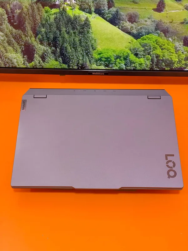 Lenovo LOQ noutbuki 4
