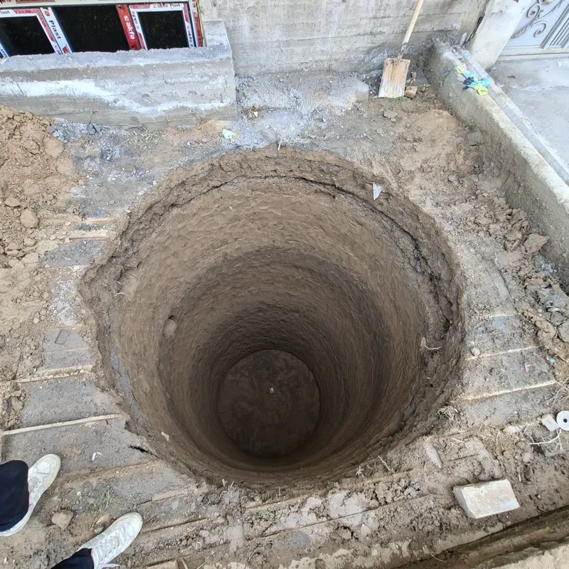 Ura Tiransha qazish xizmati