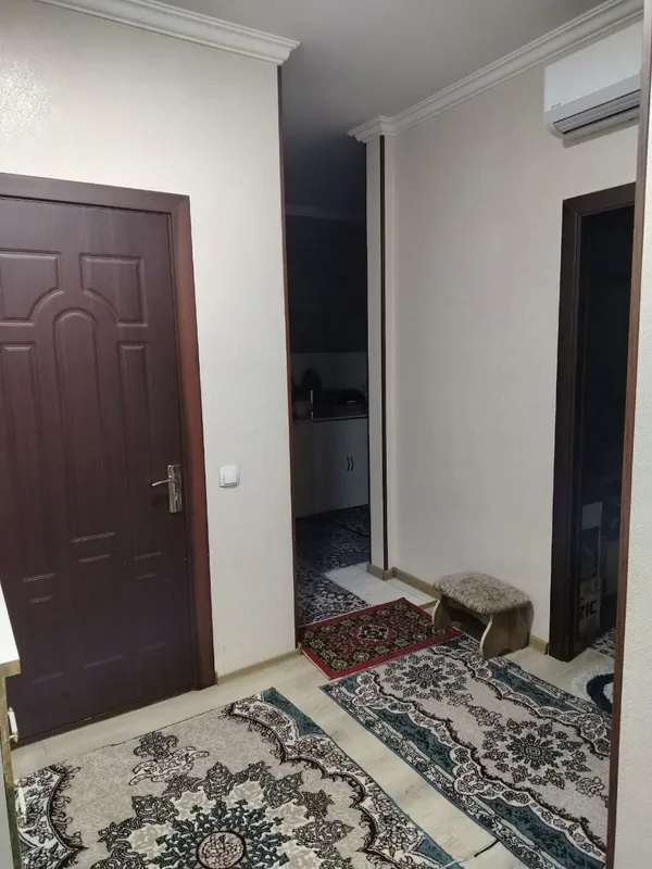 Yangi Bozor hududida 3 xonali shinam kvartira sotiladi — фото 3