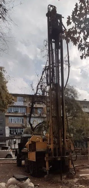 Буровая техника УРБ-2А2 на базе ЗИЛ 131 3 Буровая техника УРБ-2А2 на базе ЗИЛ 131 3