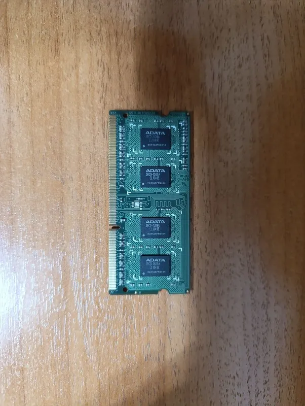 Оперативная память so-dimm ddr3 1гб 2