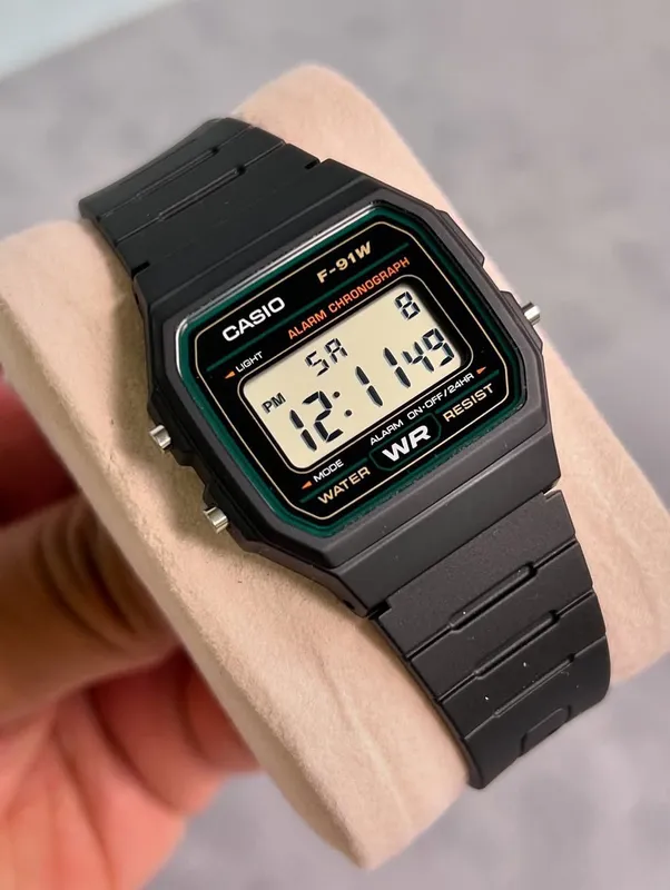 26$ dan boshlab original CASIO Vintage soatlari 9 26$ dan boshlab original CASIO Vintage soatlari 9