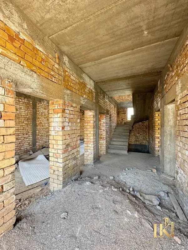 Sergeli Uzgarishdagi 2,3 sotixlik yer uchastkasidagi 300 m² uch qavatli uy 7 Sergeli Uzgarishdagi 2,3 sotixlik yer uchastkasidagi 300 m² uch qavatli uy 7