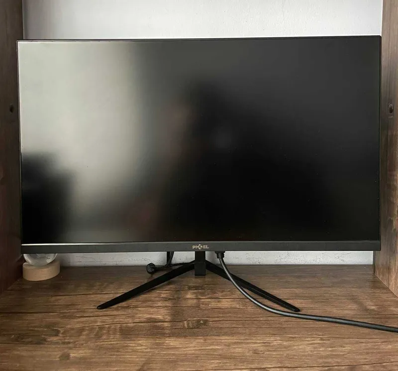 Pixel 24 lik monitor 2 Pixel 24 lik monitor 2