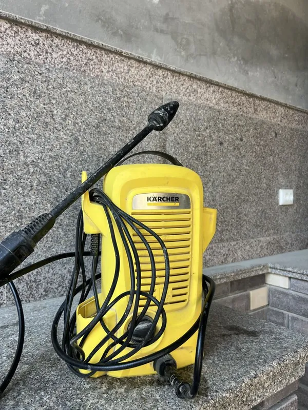 Karcher b/u sotiladi xolati yaxshi 2