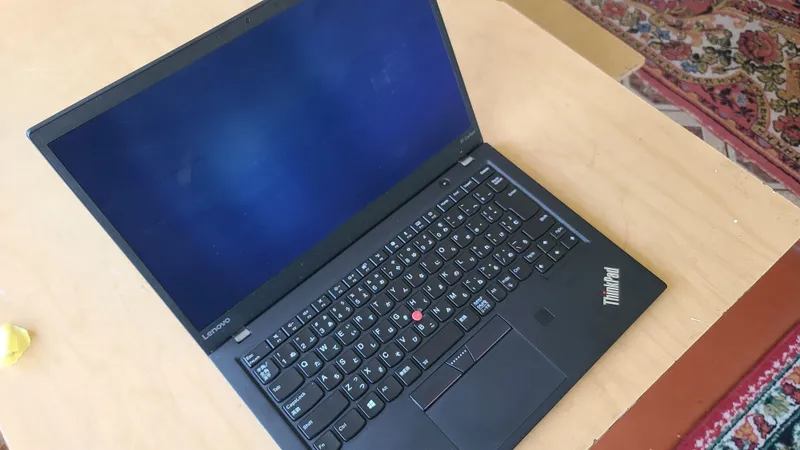 Lenovo ThinkPad X1 Carbon i5 8/128 6 Lenovo ThinkPad X1 Carbon i5 8/128 6