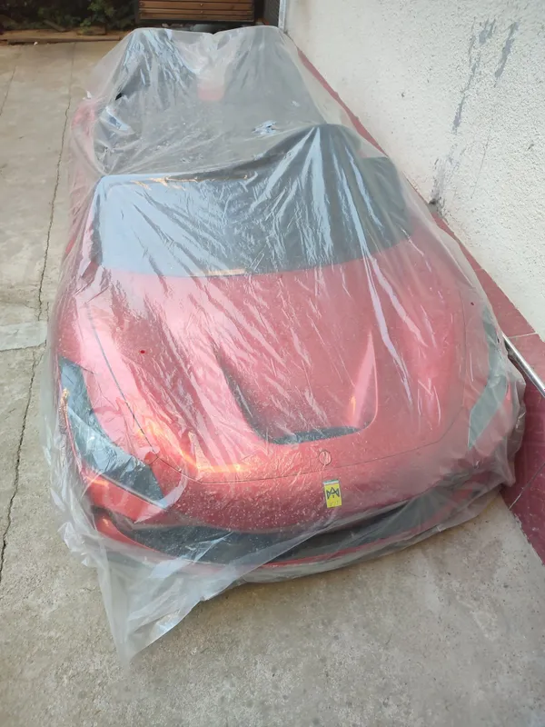 Срочно продается новая детская машина Ferrari в упаковке — фото 1